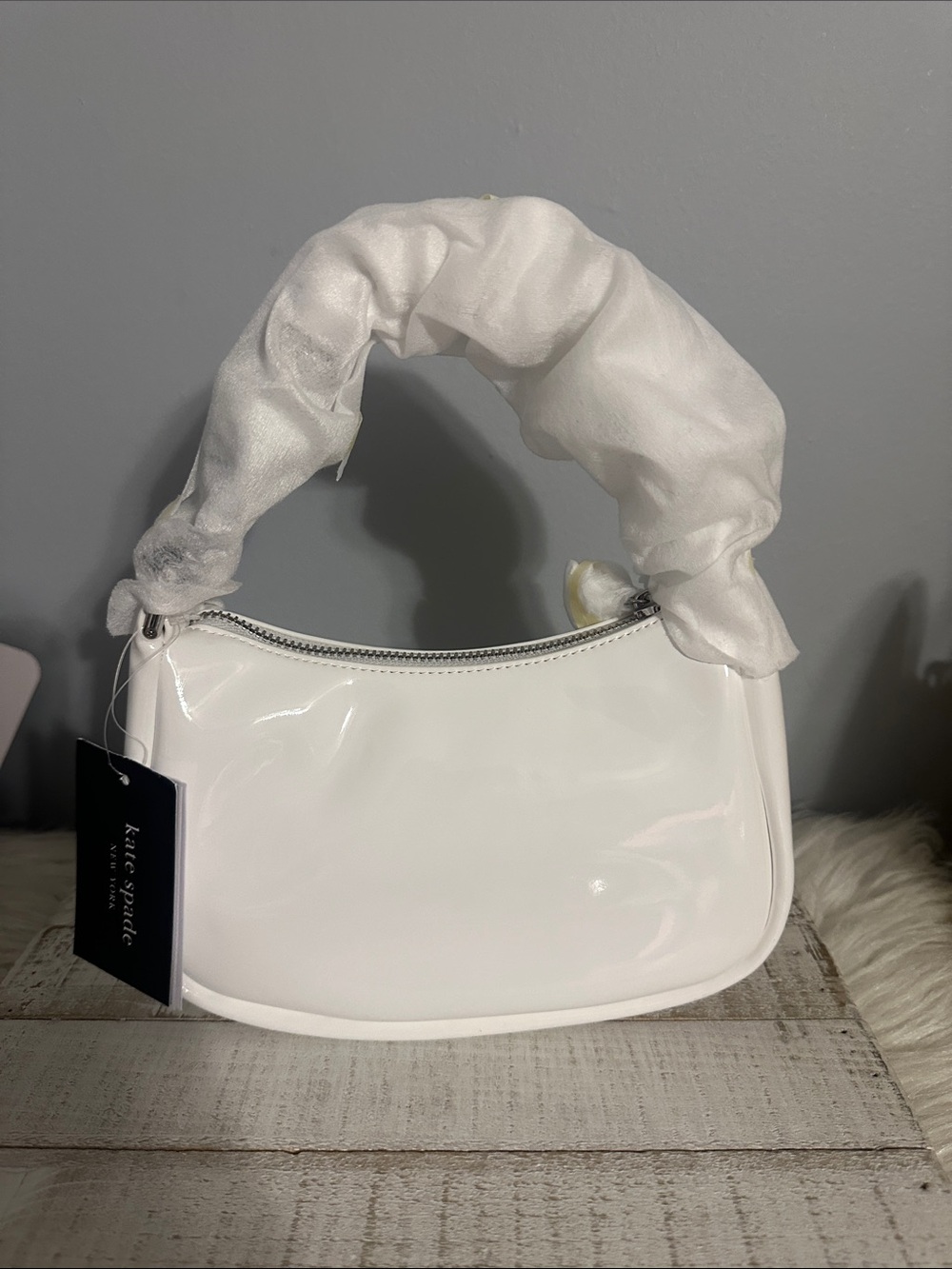 Nwt squeeze true white paint bag - Picture 10 of 15
